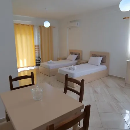 Daire Hotel Santa Paola *