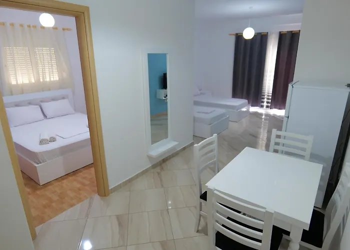 Hotel Santa Paola アパート Sarandë